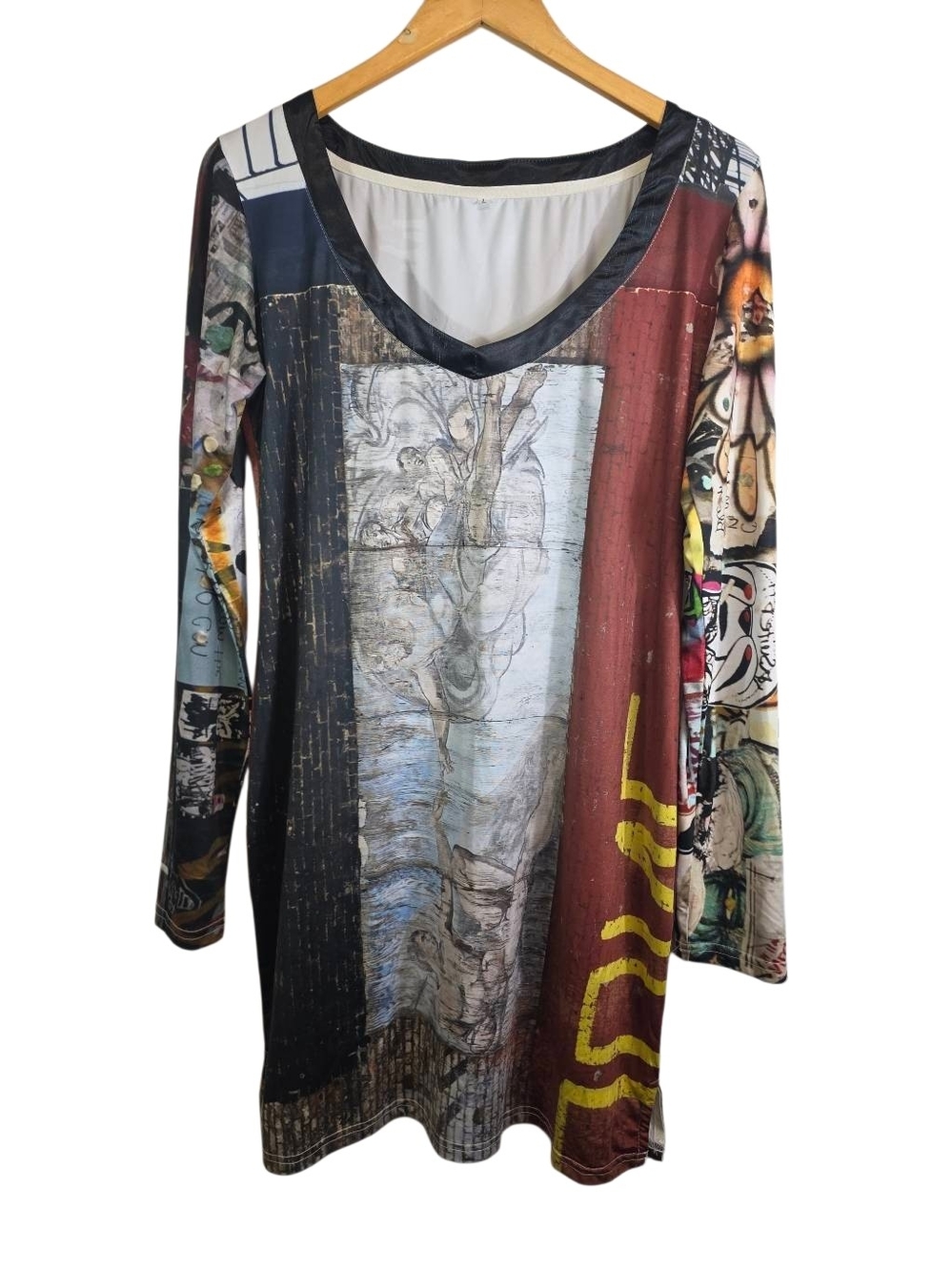 Abstract Multi‑Color V‑Neck Long‑Sleeve Dress – Size L
